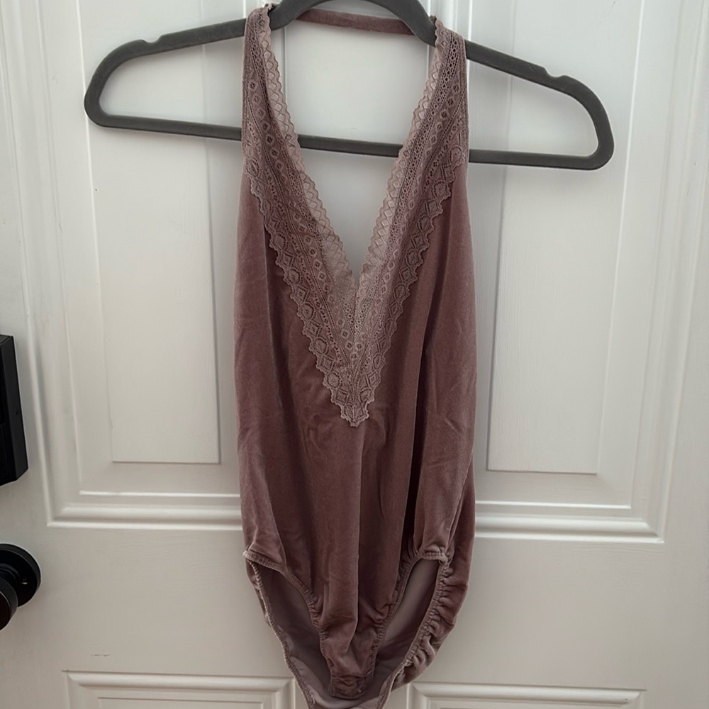 (5/$20) Forever21 Backless Halter Body Suit